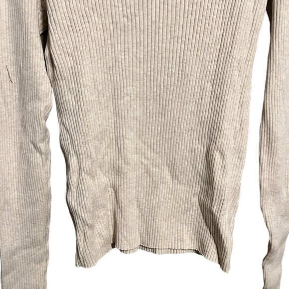 Eddie Bauer Turtleneck Sweater - Picture 3 of 5